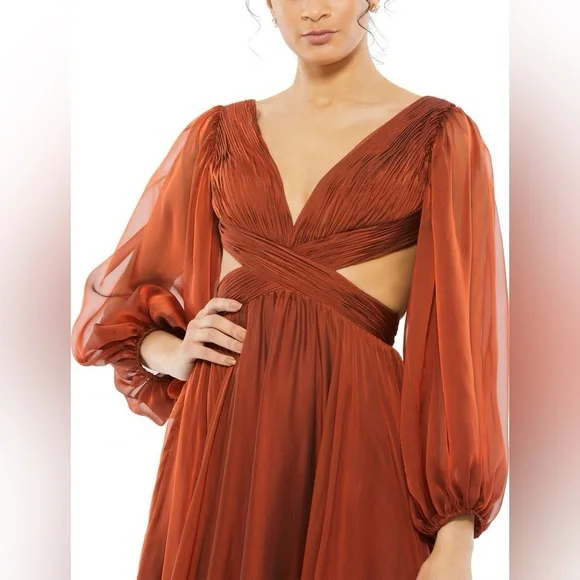 Mac Duggal Women's Pleated Cut Out Long Sleeve Lace Up Tiered Gown Size 2 - Picture 6 of 6